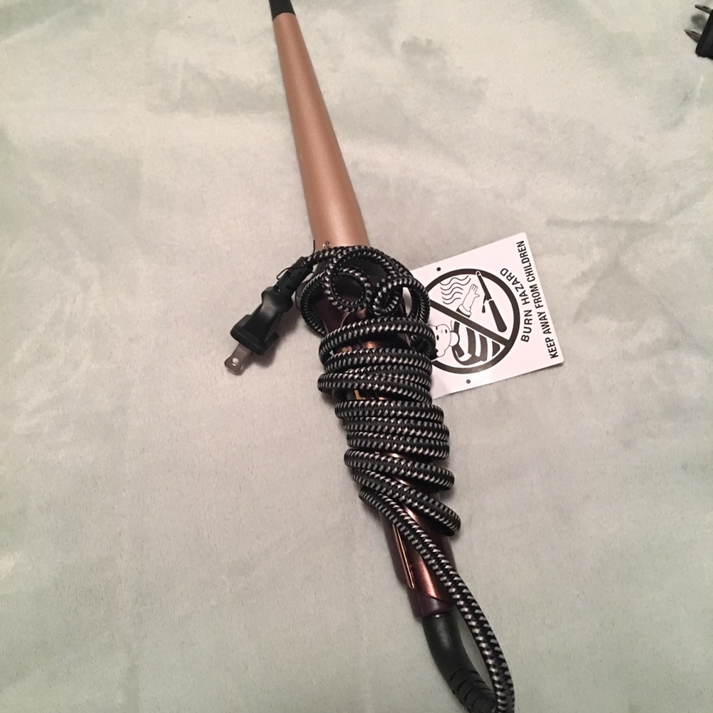 Remington curling wand